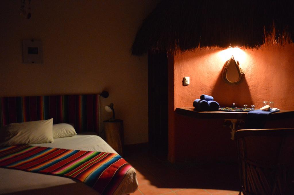 Lo Nuestro Petit Hotel Tulum Exterior photo