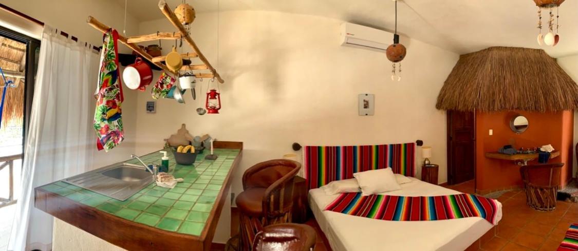 Lo Nuestro Petit Hotel Tulum Exterior photo